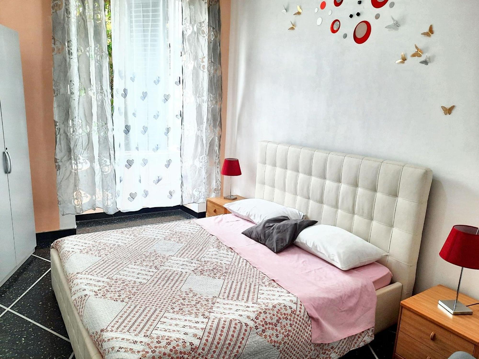 Charming In With Private Parking, 70 Sqm Appartamento *